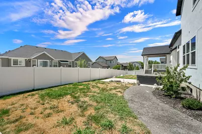 1568 E Cherry Ln, Layton, UT 84040 - Photo 49