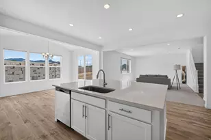 1627 N Ashlin Ct E, Tooele, UT 84074 - Photo 9