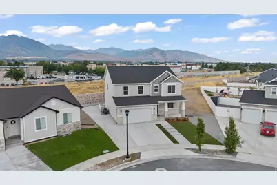 1627 N Ashlin Ct E, Tooele, UT 84074 - Photo 33