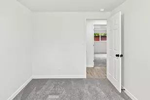 1366 W Parkway Ave S, Salt Lake City, UT 84119 - Photo 25