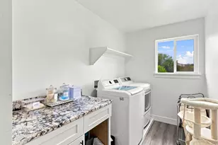 197 E 700 S, Lehi, UT 84043 - Photo 29