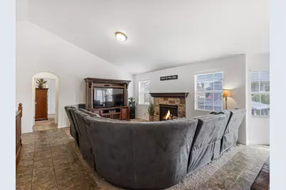 1201 S Shotley Bridge Dr, Syracuse, UT 84075 - Photo 11