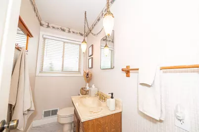 1545 N 300 W, Bountiful, UT 84010 - Photo 17