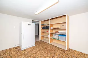 1545 N 300 W, Bountiful, UT 84010 - Photo 23