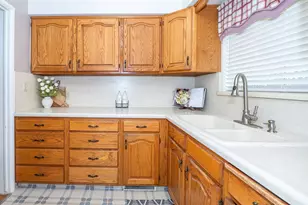 1545 N 300 W, Bountiful, UT 84010 - Photo 11