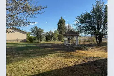 215 S 200 E, Elmo, UT 84521 - Photo 13