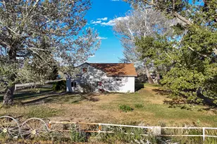 215 S 200 E, Elmo, UT 84521 - Photo 15
