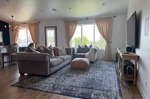 101 S 1200 E, Smithfield, UT 84335 - Photo 3