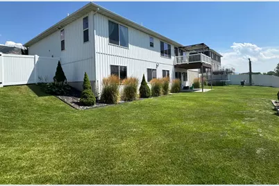 101 S 1200 E, Smithfield, UT 84335 - Photo 21