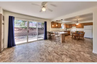 890 E Oak St, Moab, UT 84532 - Photo 17