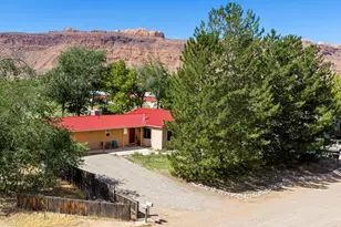 890 E Oak St, Moab, UT 84532 - Photo 33