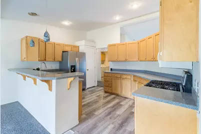 1920 N Vernal Ave, Vernal, UT 84078 - Photo 7