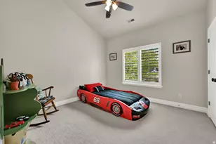 8391 S Lorimer Ln, Sandy, UT 84070 - Photo 19