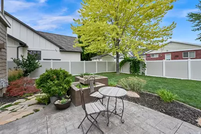 8391 S Lorimer Ln, Sandy, UT 84070 - Photo 33