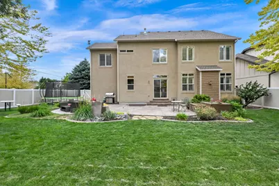 8391 S Lorimer Ln, Sandy, UT 84070 - Photo 35