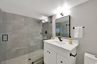 8391 S Lorimer Ln, Sandy, UT 84070 - Photo 27