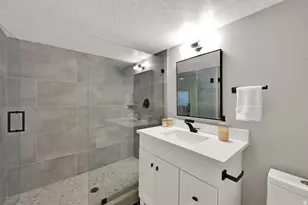 8391 S Lorimer Ln, Sandy, UT 84070 - Photo 27