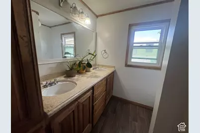 255 Flint St, Layton, UT 84041 - Photo 23