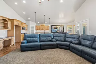 2513 W 775 N, Layton, UT 84041 - Photo 43