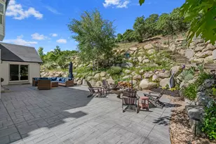 10927 S Lostwood Dr, Sandy, UT 84092 - Photo 45