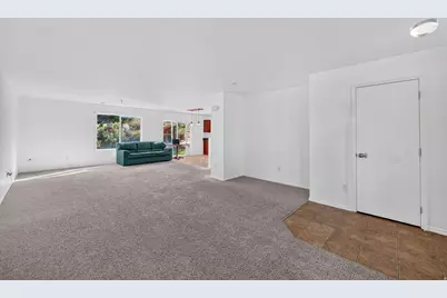 261 W Kestrel Dr, Saratoga Springs, UT 84045 - Photo 5