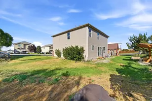 261 W Kestrel Dr, Saratoga Springs, UT 84045 - Photo 23