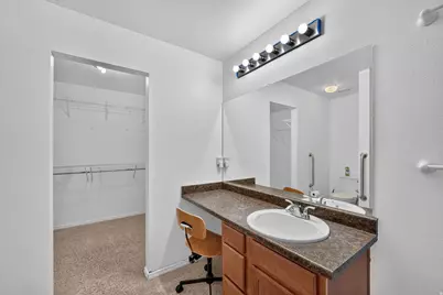 261 W Kestrel Dr, Saratoga Springs, UT 84045 - Photo 15