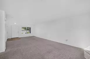 261 W Kestrel Dr, Saratoga Springs, UT 84045 - Photo 7