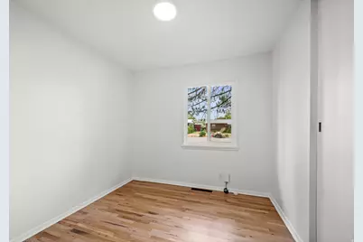 1082 N Capistrano Dr, Salt Lake City, UT 84116 - Photo 15