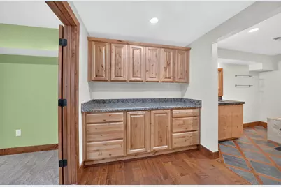 1051 S 900 W, Tooele, UT 84074 - Photo 27