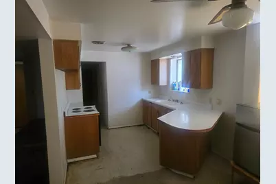 247 E Nicoletti Dr, Midvale, UT 84047 - Photo 15