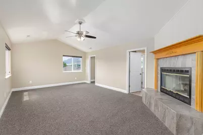 818 N 950 E, Ogden, UT 84404 - Photo 27