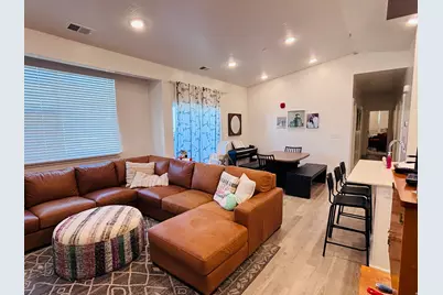 472 W 40 S #302, Providence, UT 84332 - Photo 3