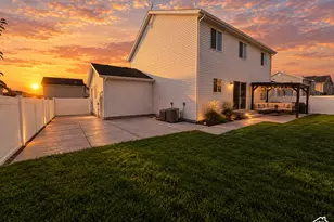227 W Braeburn Ln, Santaquin, UT 84655 - Photo 3