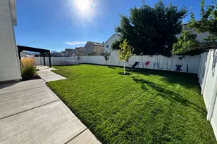 227 W Braeburn Ln, Santaquin, UT 84655 - Photo 3