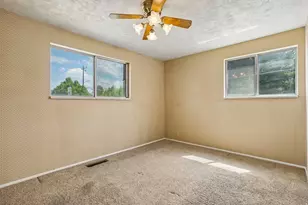 1146 E 4500 S, Millcreek, UT 84117 - Photo 17