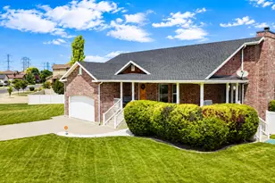 1133 S Bridge Creek Ln W, Layton, UT 84041 - Photo 3