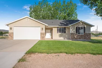 30 S 475 E, Enterprise, UT 84725 - Photo 5