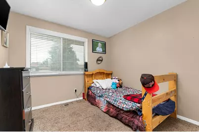 1204 W 10610 S, South Jordan, UT 84095 - Photo 15