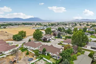 233 E Country Haven Ln S, Grantsville, UT 84029 - Photo 49