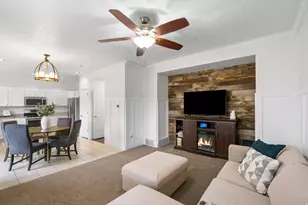 8757 N Jefferson Dr, Eagle Mountain, UT 84005 - Photo 9