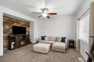 8757 N Jefferson Dr, Eagle Mountain, UT 84005 - Photo 7
