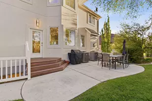 342 W Millcreek Rd, Pleasant Grove, UT 84062 - Photo 43
