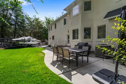 342 W Millcreek Rd, Pleasant Grove, UT 84062 - Photo 49