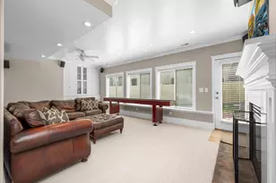 342 W Millcreek Rd, Pleasant Grove, UT 84062 - Photo 27