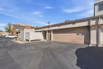 4539 S 1800 W #127, Roy, UT 84067 - Photo 23