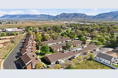 4539 S 1800 W #127, Roy, UT 84067 - Photo 5