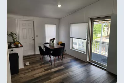 1594 W 400 Plac S, Salt Lake City, UT 84104 - Photo 3