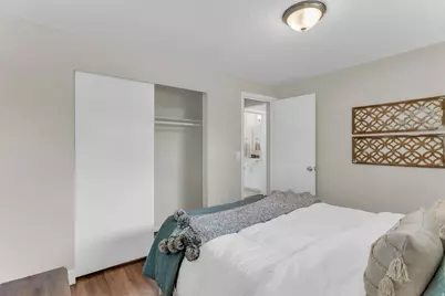 6685 S 1680 E, Cottonwood Heights, UT 84121 - Photo 17