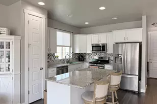 6569 N Fiona St, Eagle Mountain, UT 84005 - Photo 9